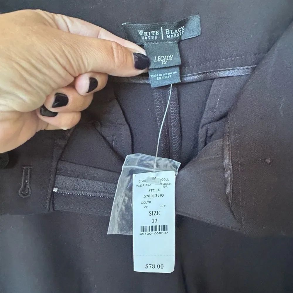 NWT White House Black Market Legacy Black Crop Pants - Size 12 - Picture 4 of 4